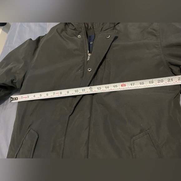 Black Jacket - Picture 3 of 7